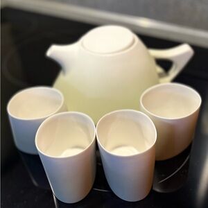 3, Co Modern Design Porcelain Tea Set from Urban Oasis